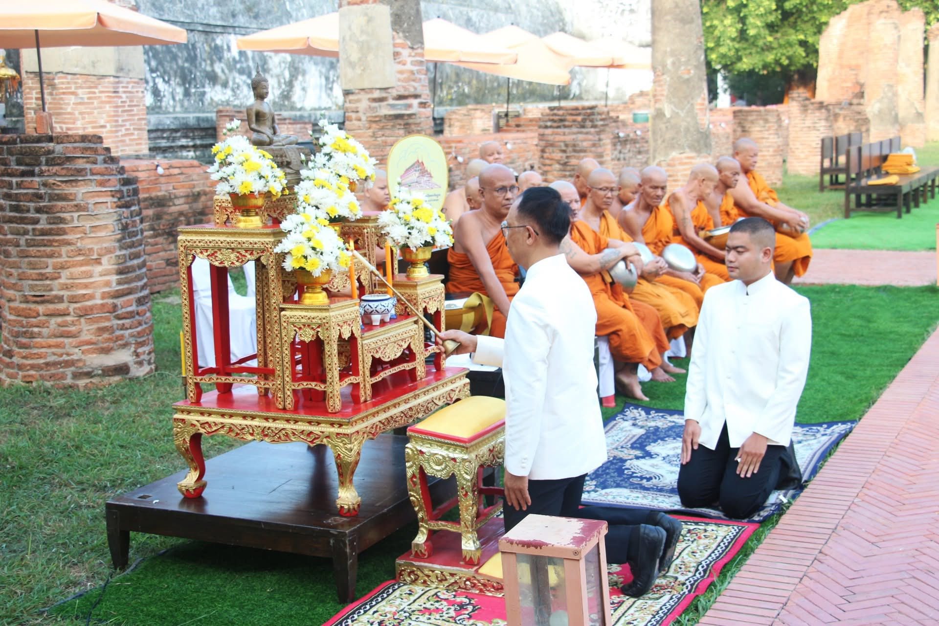 title - ส.ป.ก.อ่างทอง ร่วมทำบุญตักบาตร ณ วัดขุนอินทประมูล เสริมสิริมงคลวันวิสาขบูชา 2569 